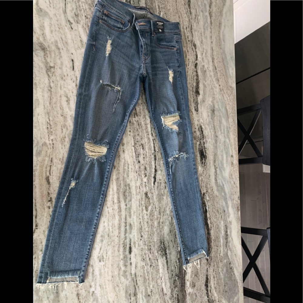 New! Lot of 2 Express Jegging jeans size 8